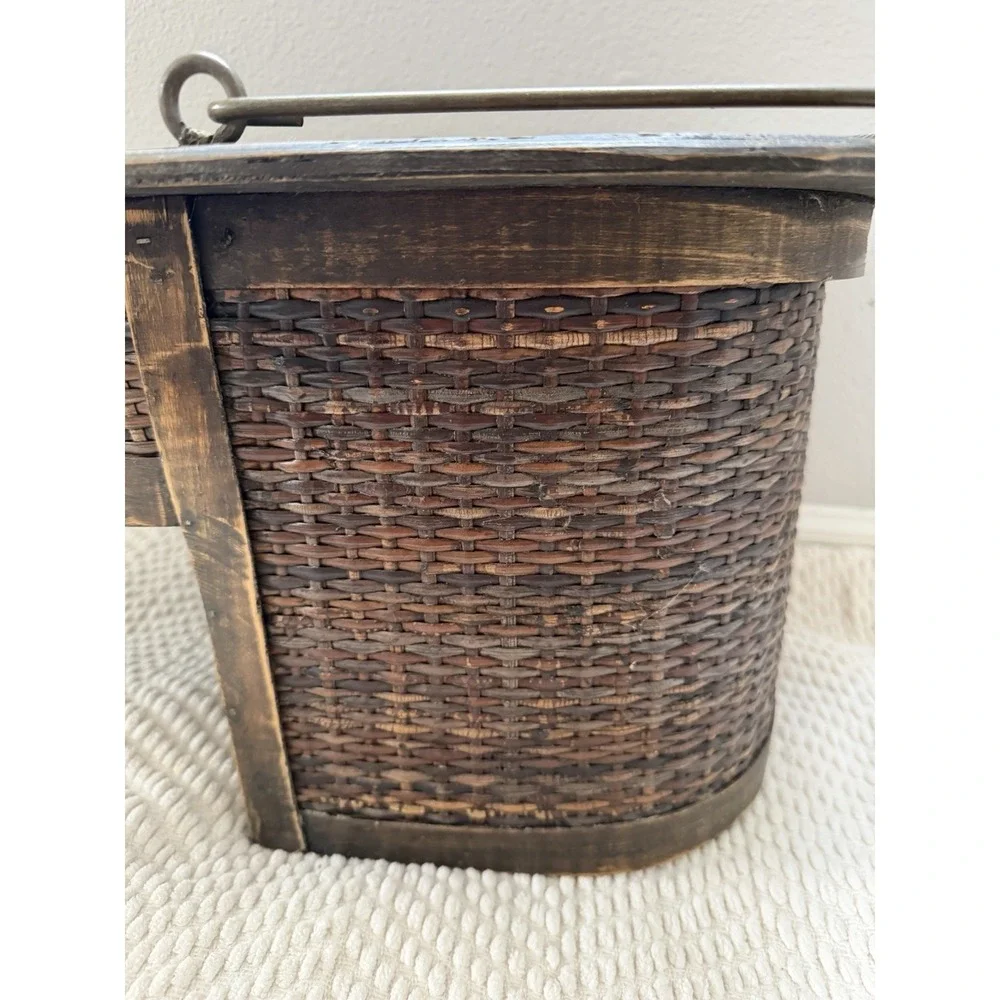 VTG Wood Wicker Stair Staircase Basket 18